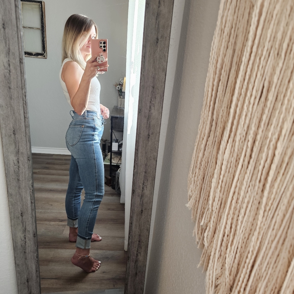 Still available, contact me - Judy Blue Light Wash Skinnies - Picture 6 of 14
